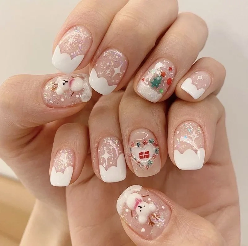 Những mẫu nail giáng sinh phù hợp với mọi phong cách