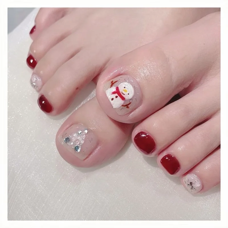 Mẫu móng chân đẹp noel mang lại vẻ đẹp ấn tượng