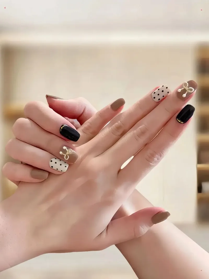 Móng tay đẹp cho ngày tết giúp nàng tự tin trong mọi khoảnh khắc