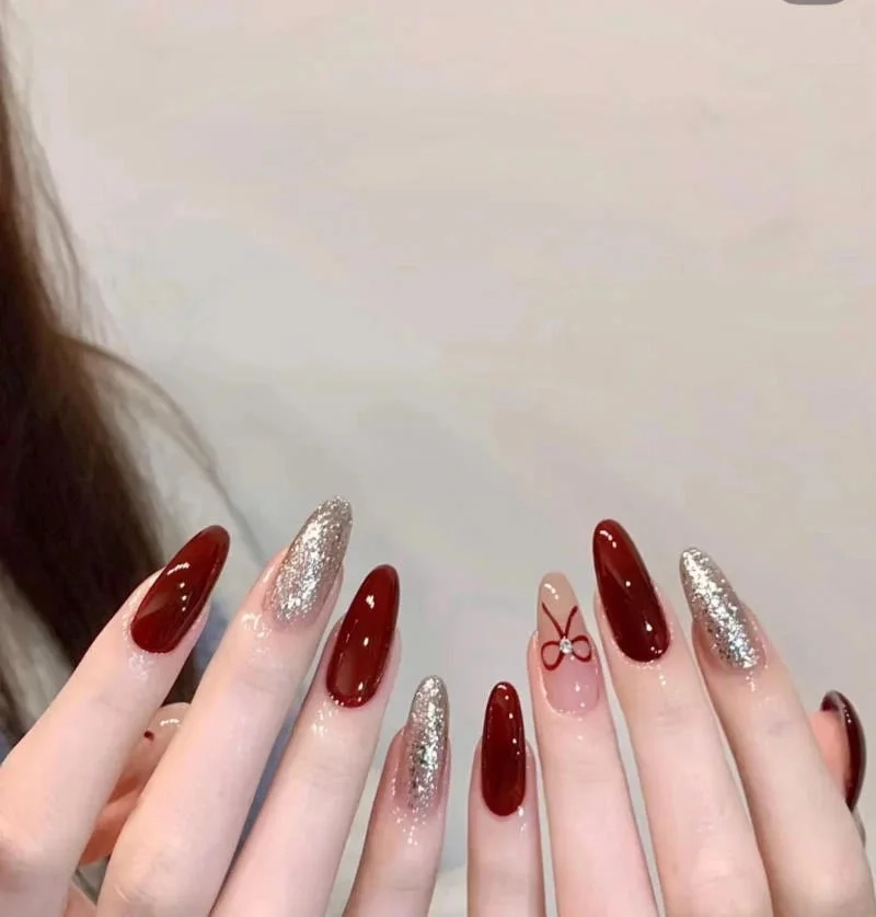 Móng xinh ngày tết giúp nàng thêm tự tin