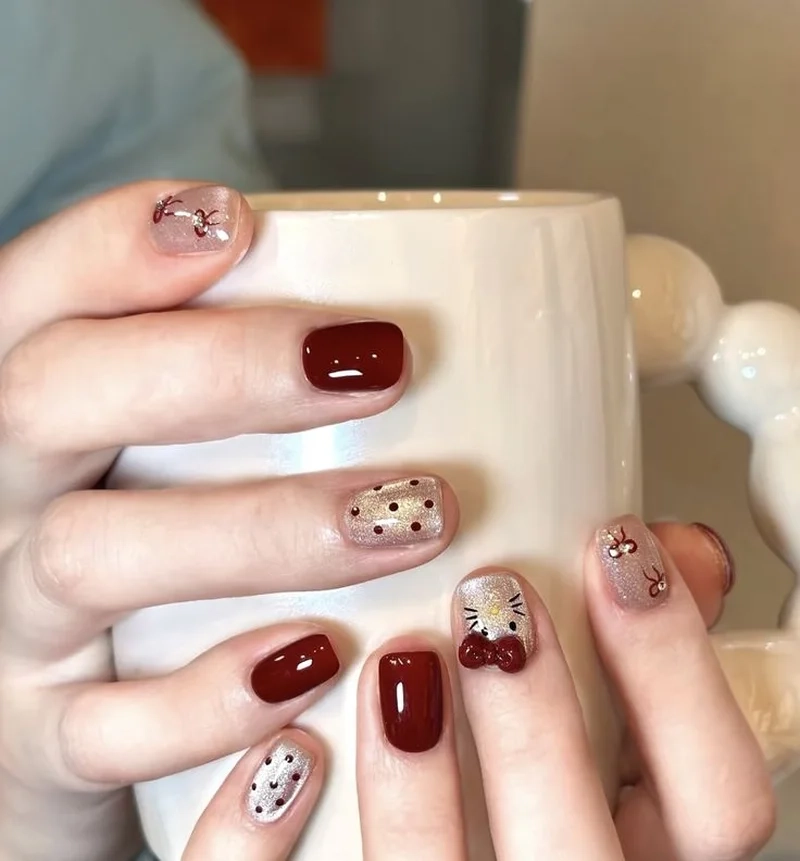 Mẫu nail xinh đón tết giúp nàng tự tin tỏa sáng
