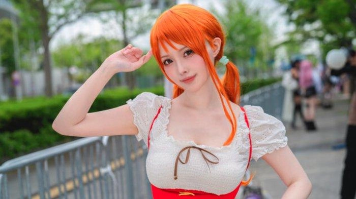 Cosplay Nami Zou diện mạo khác biệt trong hành trình tại Zou