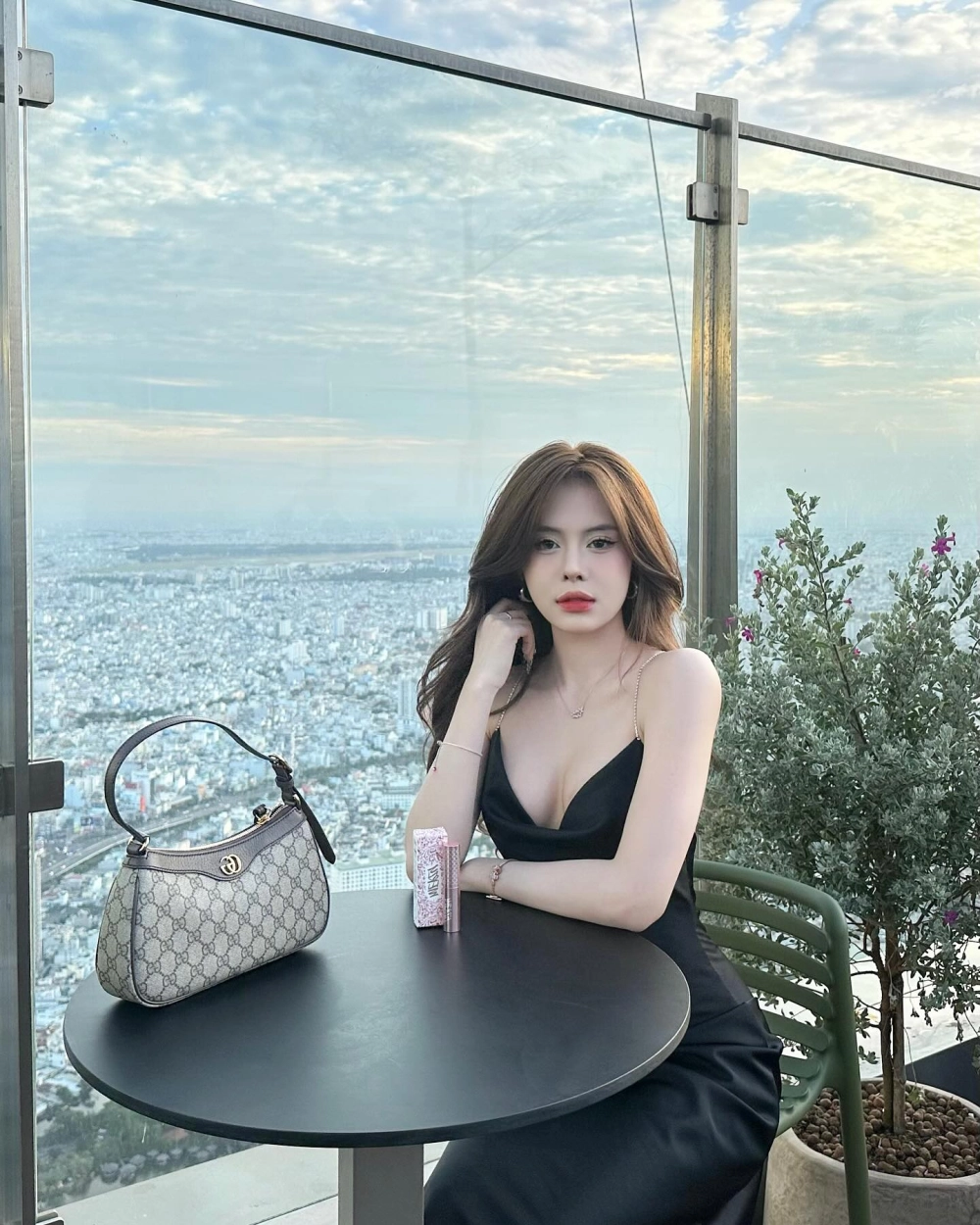 Cùng chiêm ngưỡng hình Ngân Hà Tiktok mới nhất