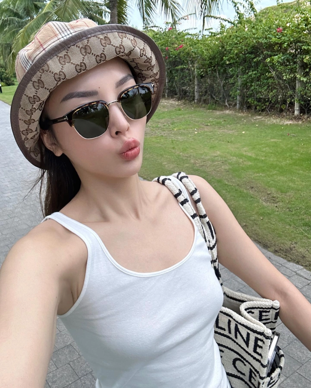 Hình ảnh Kỳ Duyên thi Hoa hậu Việt Nam đầy bản lĩnh và sắc sảo