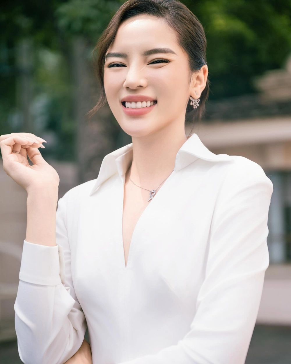 Vẻ đẹp gợi cảm của Nguyễn Cao Kỳ Duyên Mặc Bikini
