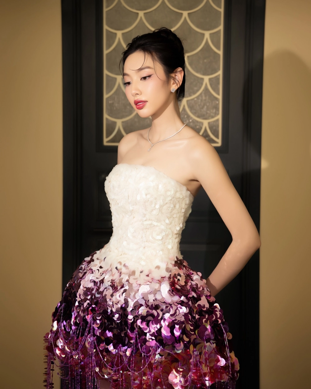 Hoa hậu Miss Grand 2021 Nguyễn Thúc Thùy Tiên được yêu mến nhờ nhan sắc và trí tuệ