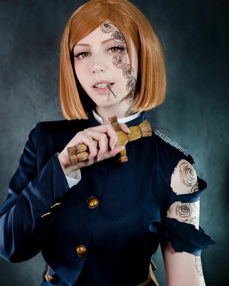 Nobara cosplay màn hóa thân đầy cá tính và mạnh mẽ