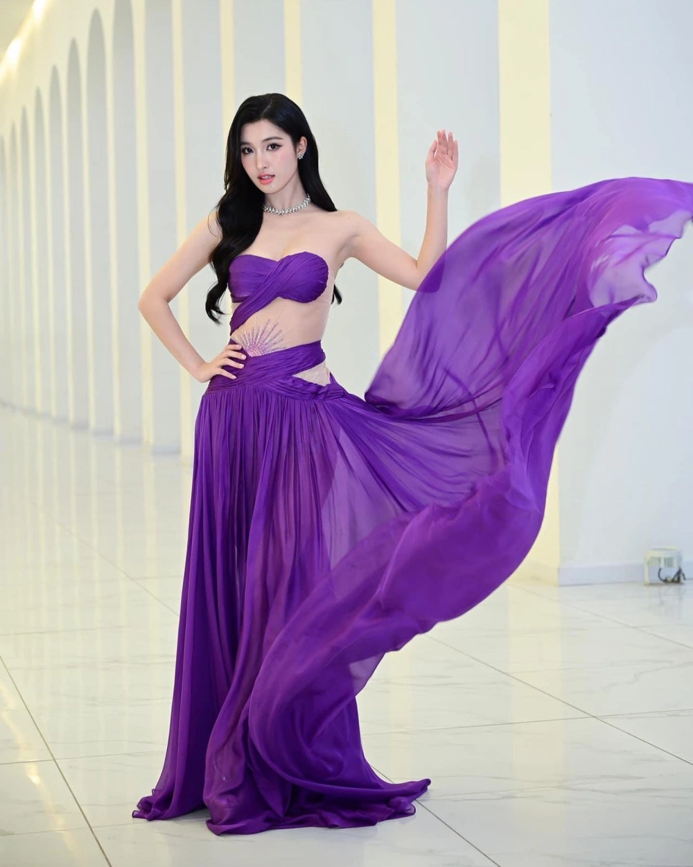 Nhan sắc trẻ trung của Nguyễn Phương Nhi khiến dân mạng trầm trồ