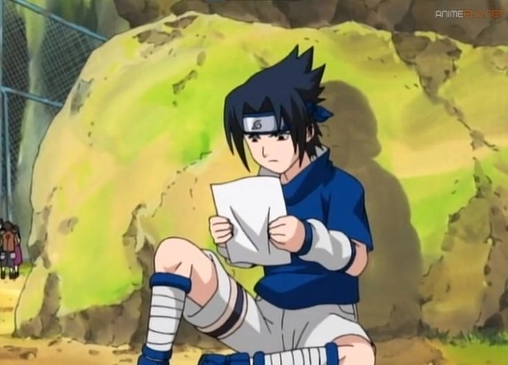 Sasuke Nhỏ ánh nhìn lạnh lùng nhưng chứa đựng ý chí mạnh mẽ
