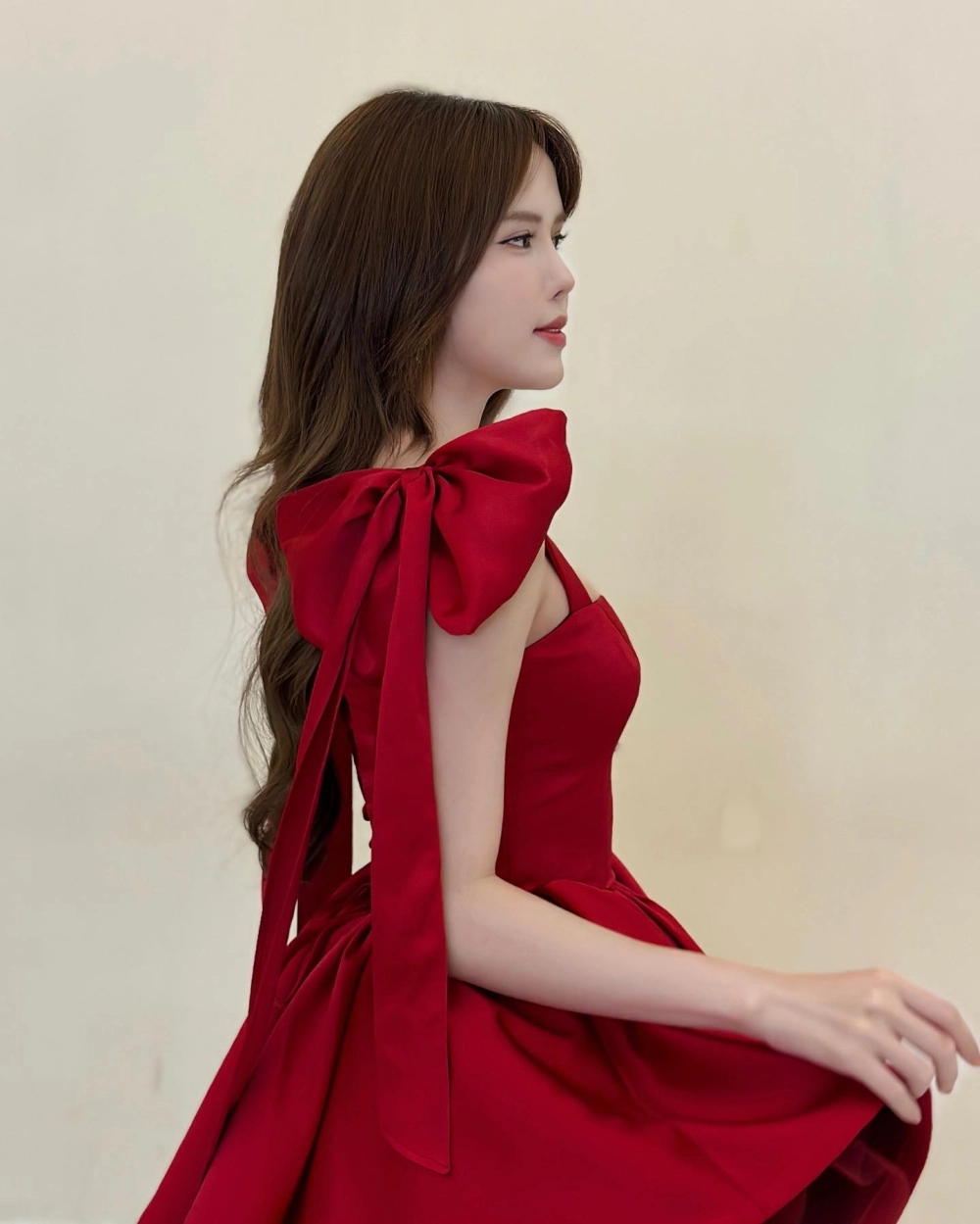 Phong cách quyến rũ của Thiều Bảo Trâm chị đẹp làm fan trầm trồ khen ngợi