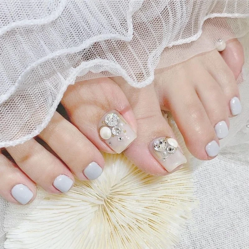 Kiểu vẽ móng chân đơn giản đẹp giúp nàng tự tin khoe đôi chân