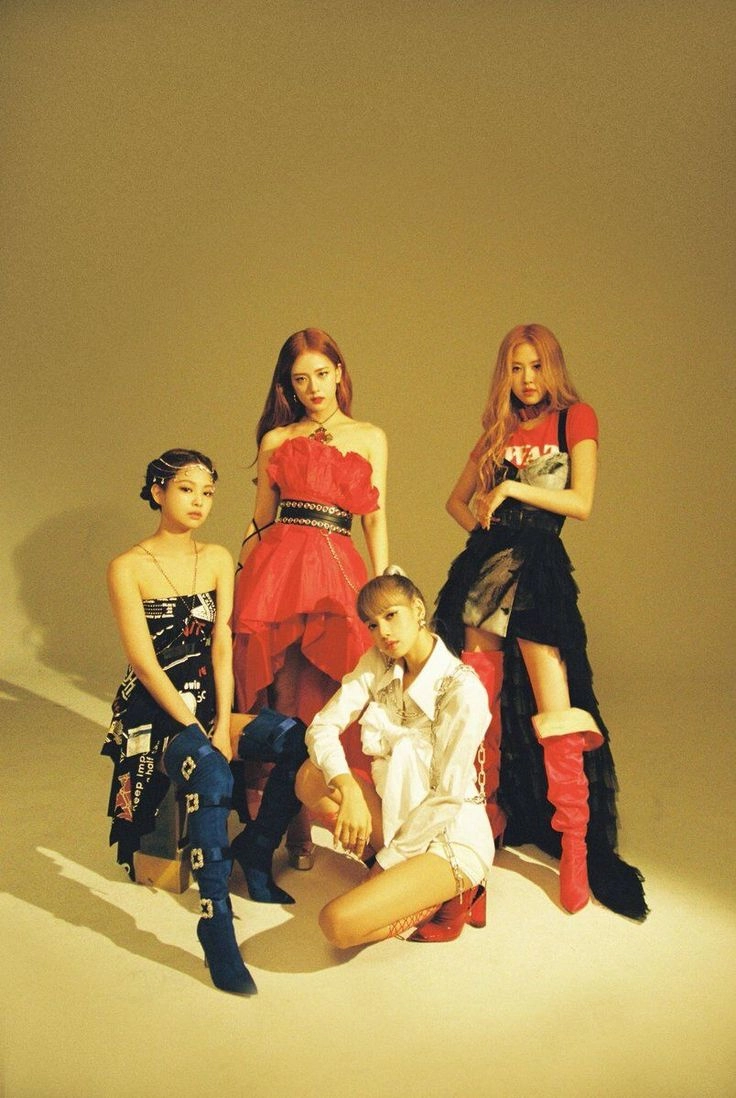 ảnh cả nhóm blackpink blend tạo nên vibe huyền ảo Black Pink