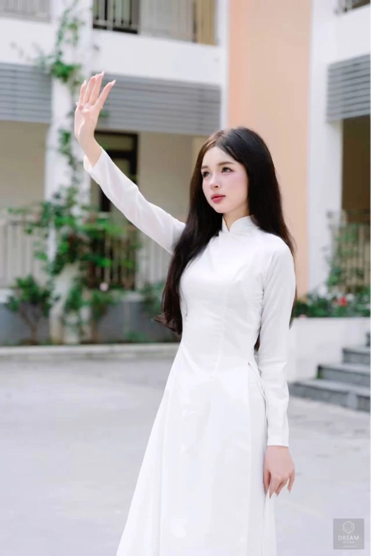 ảnh nữ mặc áo dài đẹp chuẩn gu học sinh Việt
