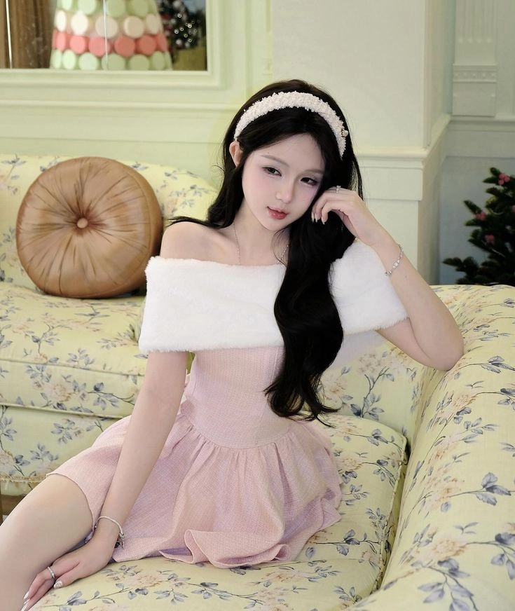 Gái xinh dễ thương TikTok với nụ cười tỏa sáng và đầy duyên dáng