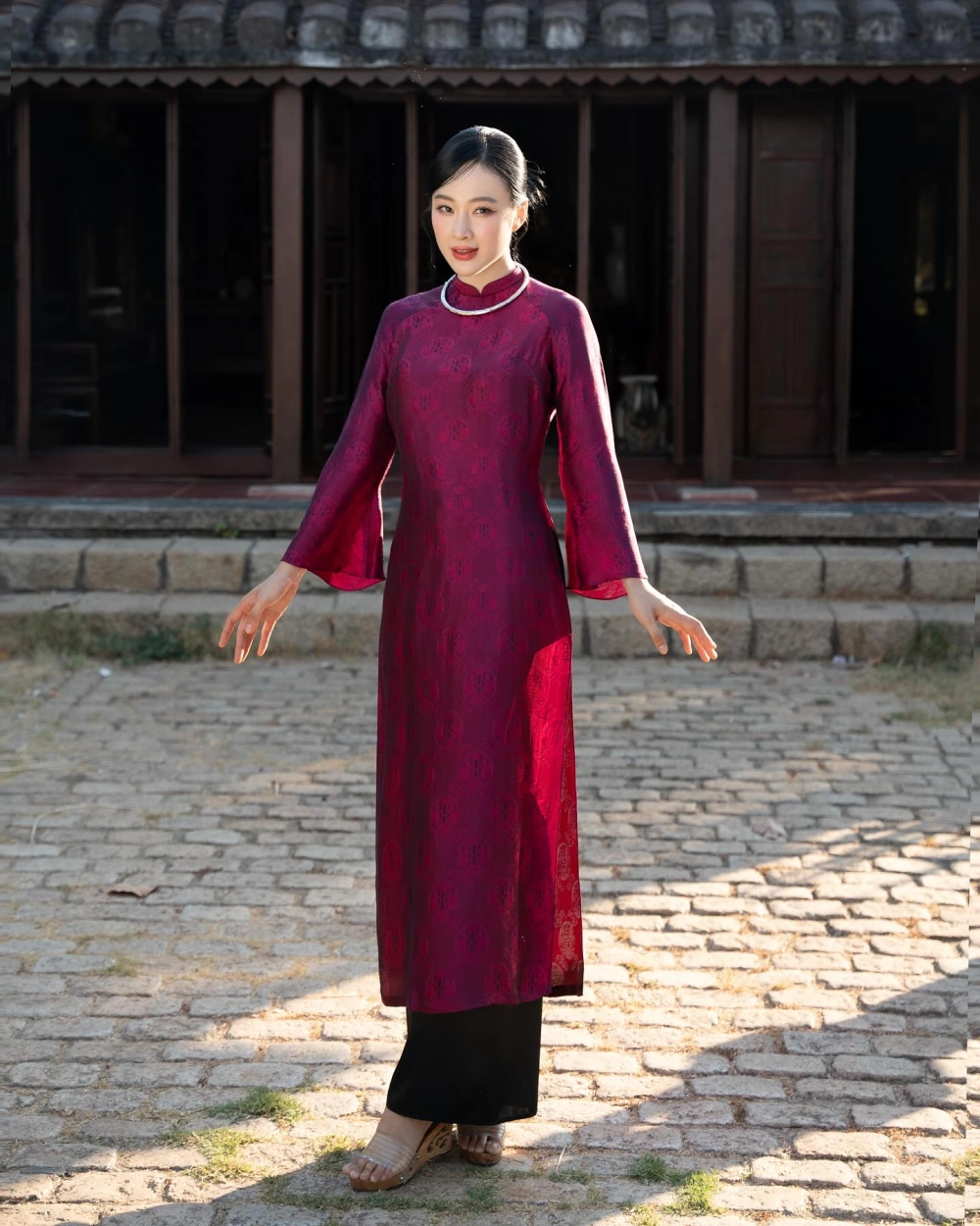 Angela Phương Trinh 2017 khẳng định được tên tuổi và tài năng