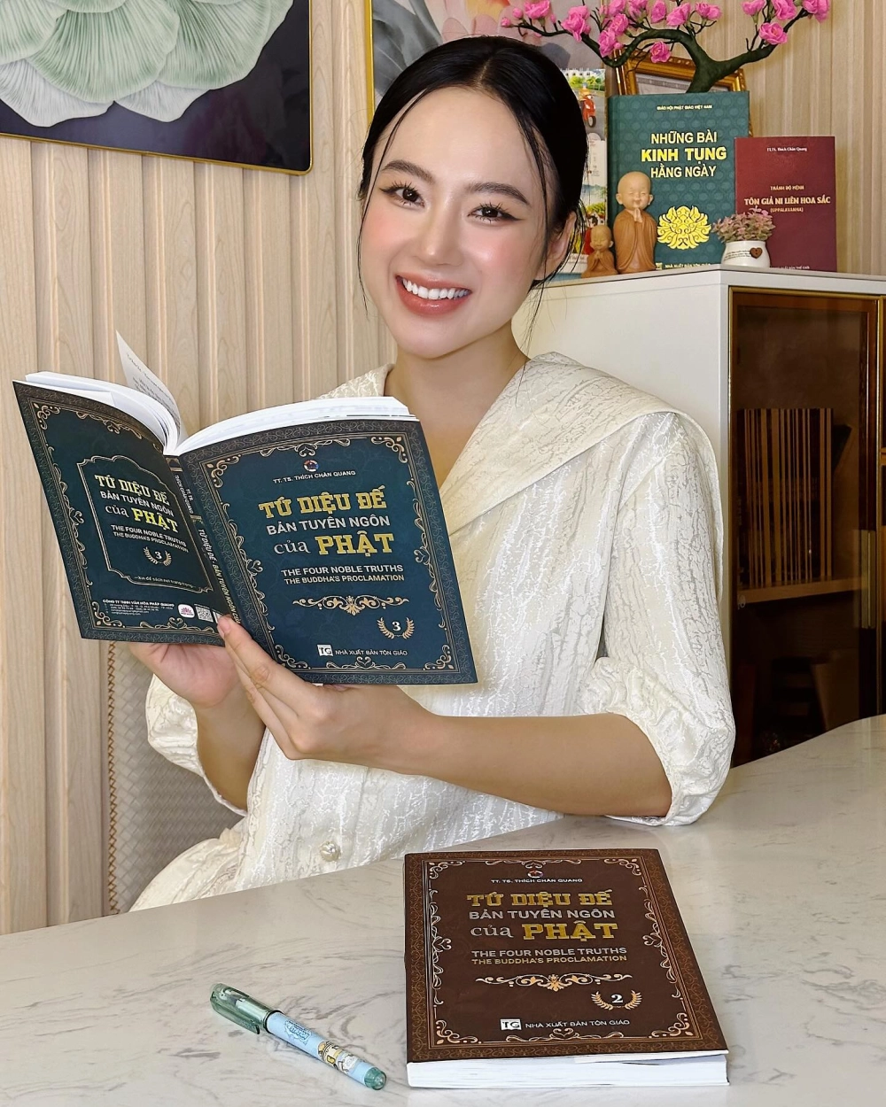 Angela Phương Trinh 2023 tiếp tục chinh phục khán giả qua các dự án nghệ thuật