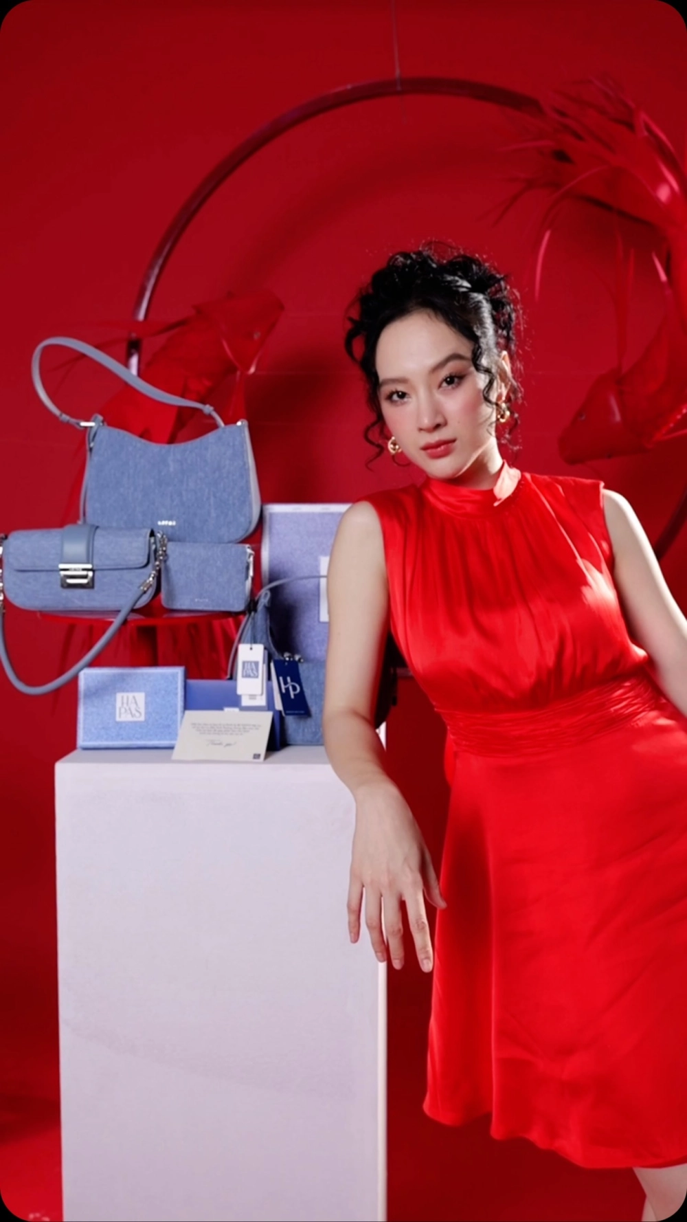 Angela Phương Trinh ngày sinh 8/2/1995, cột mốc quan trọng