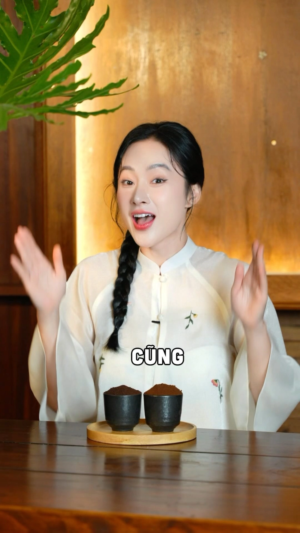 Hình ảnh Angela Phương Trinh cuốn hút, tỏa sáng mọi nơi