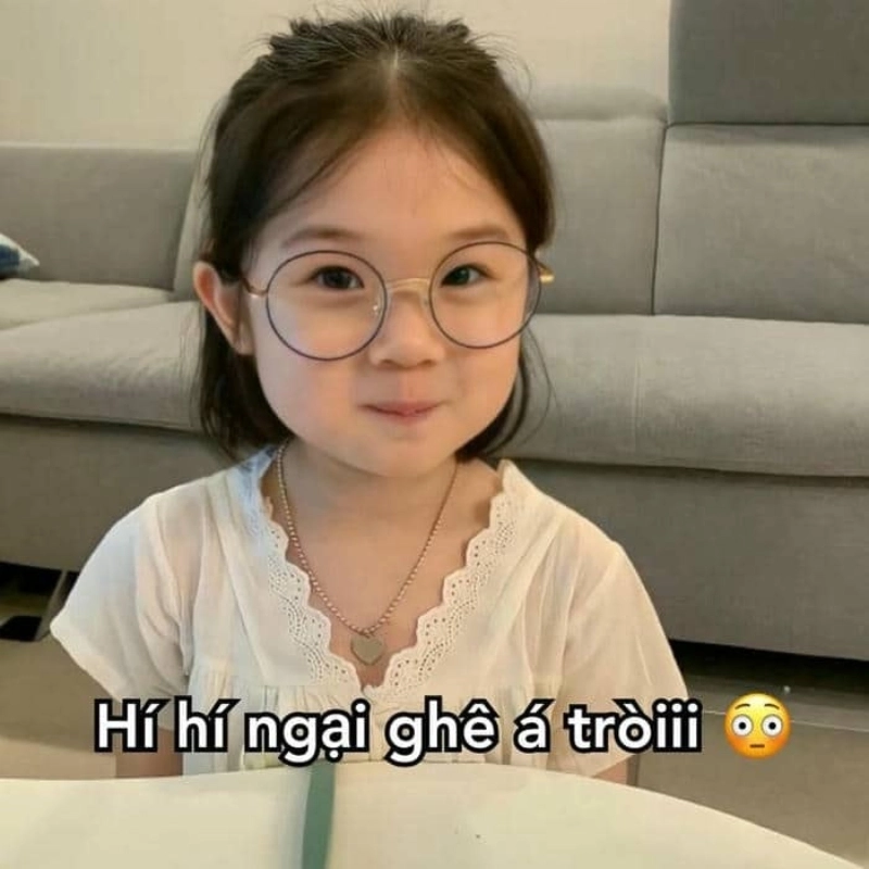 Nhịn cười meme là thử thách khó khăn, khi người xem phải cố gắng kìm lại những trận cười trước những khoảnh khắc hài hước