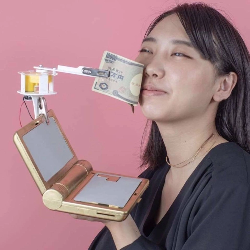 Đập tiền vào mặt meme mang lại tiếng cười cực mạnh, đừng bỏ qua