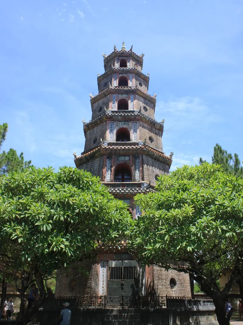 Tuyển chọn hình ảnh chùa thiên mụ đẹp thu hút mọi ánh nhìn