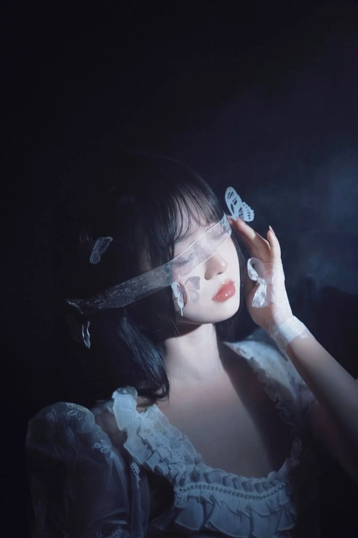 Ảnh cute buồn nữ nhẹ nhàng nhưng vẫn chất chứa nhiều tâm trạng