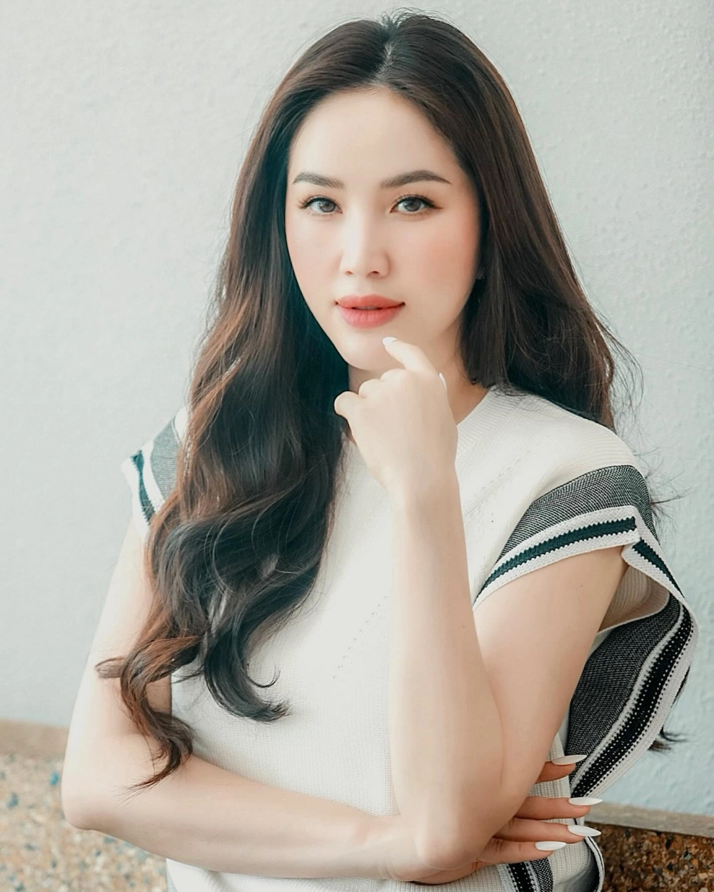Nghe khóc thêm lần nữa bảo thy để cảm nhận sự sâu lắng và cảm động