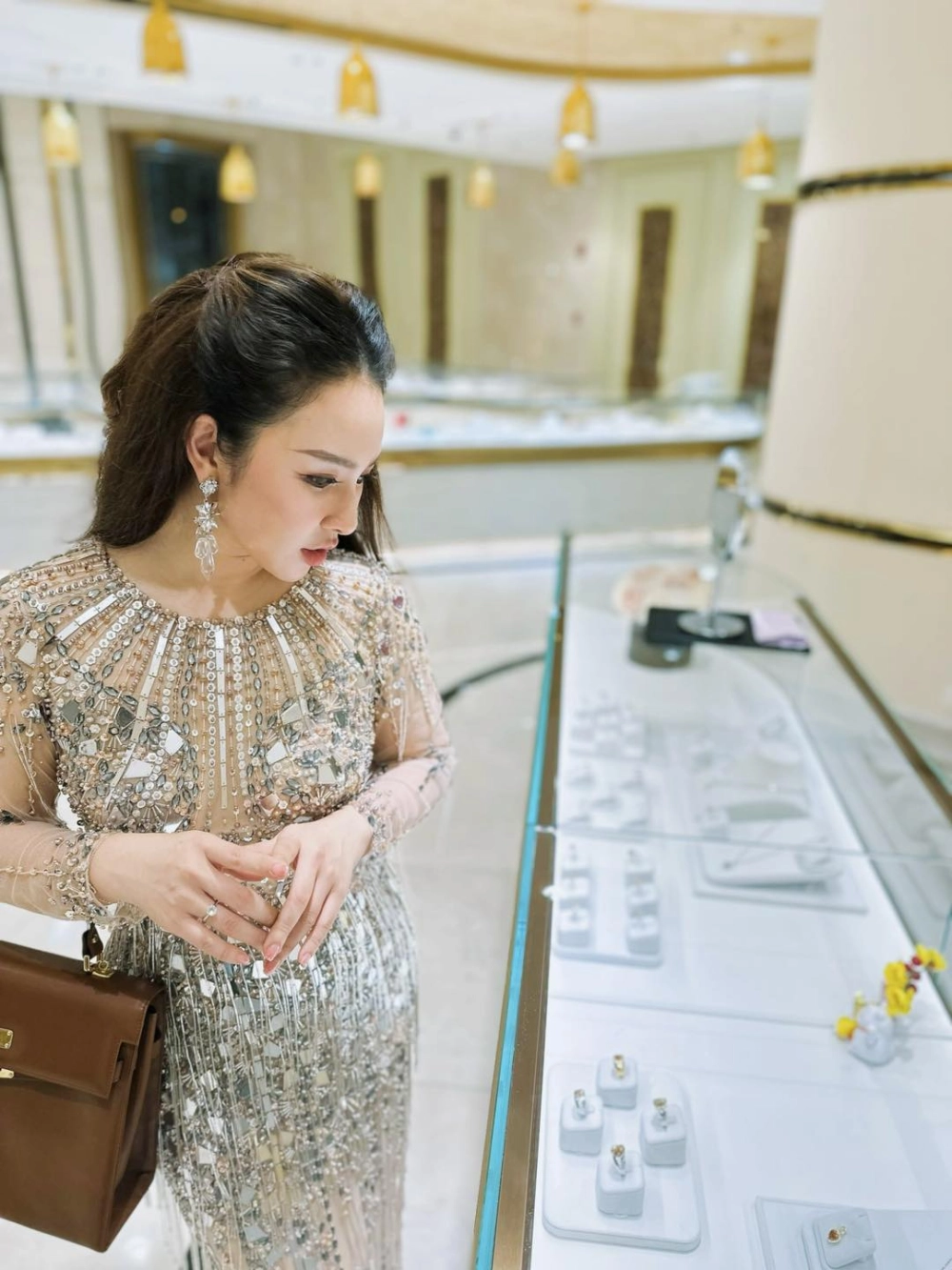 Bảo Trâm bầu show, người quản lý sự nghiệp ca sĩ