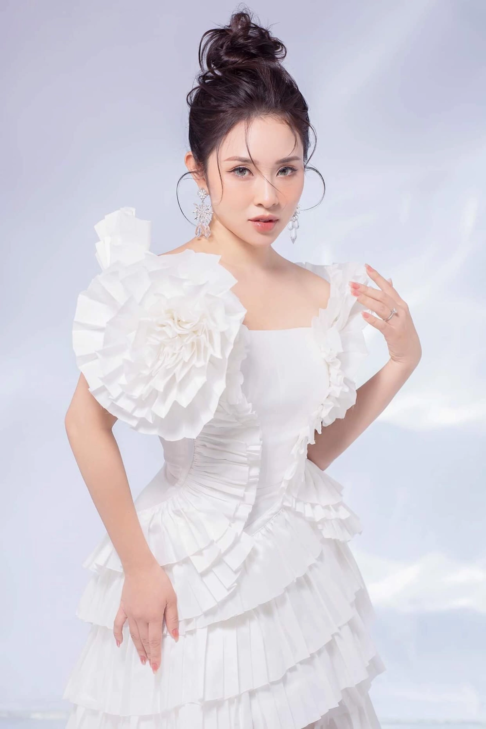 Niềm Vui Của Em Bảo Trâm, song ca Đông Hùng vui tươi