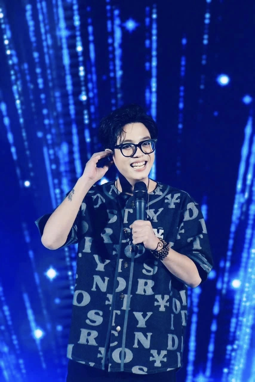 Bùi Anh Tuấn lyrics khiến người hâm mộ không ngừng tìm kiếm