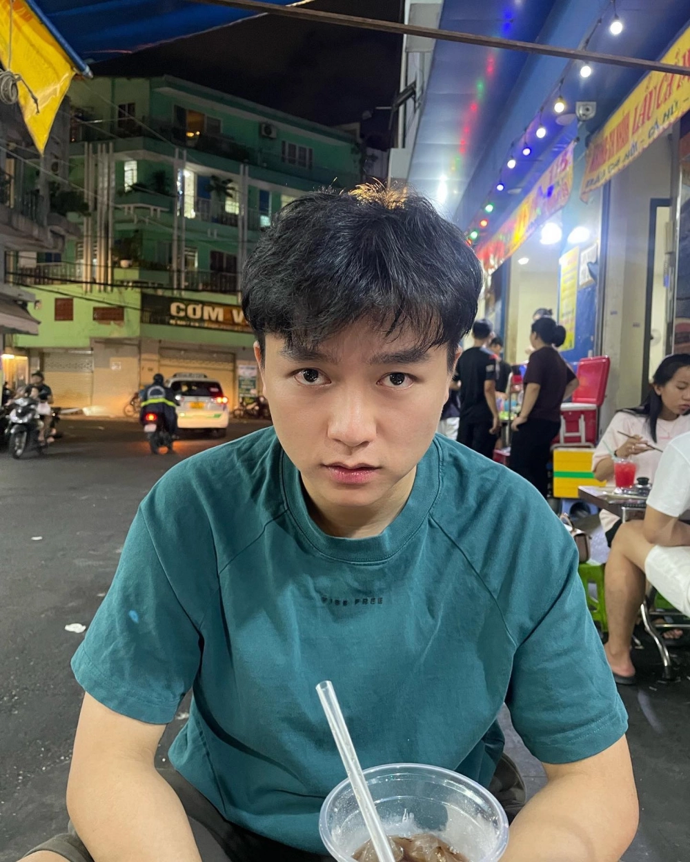 Album Tết Bùi Công Nam là một lựa chọn tuyệt vời cho mùa xuân thêm phần rộn ràng