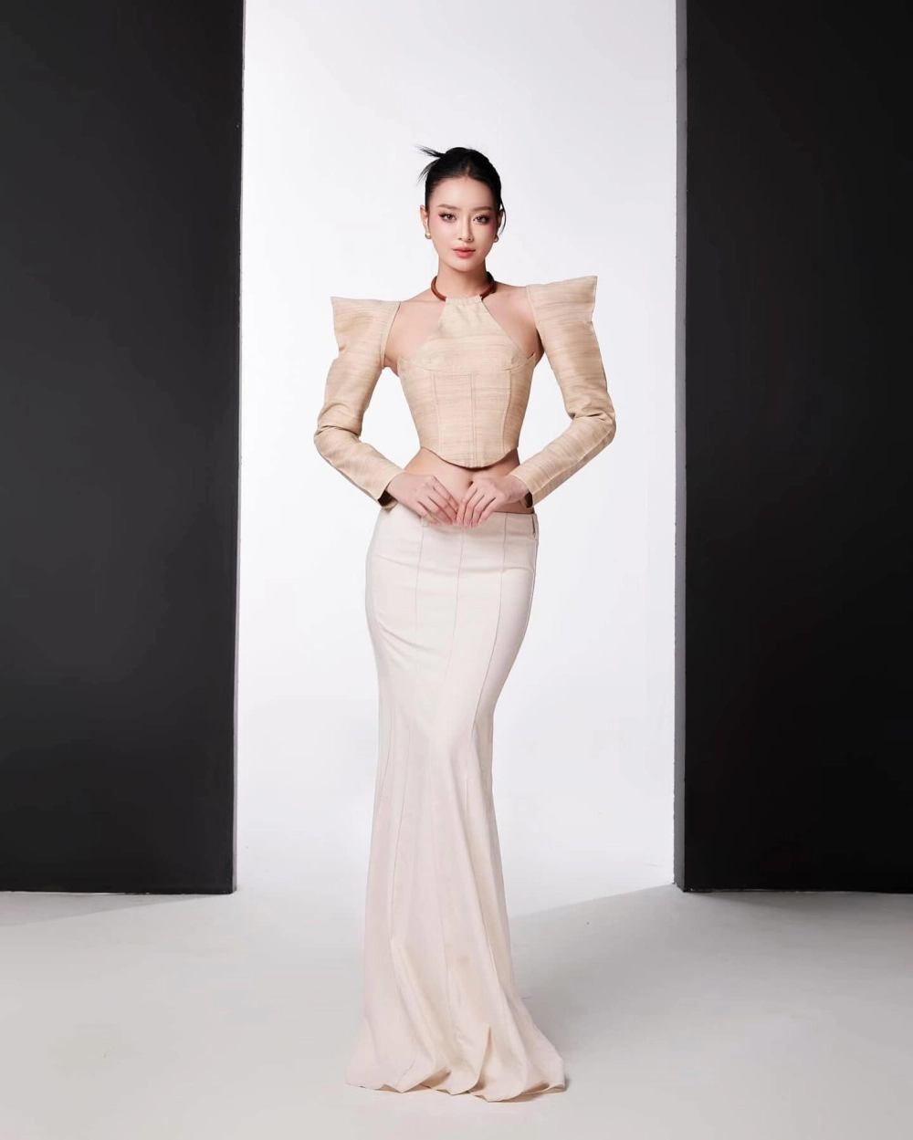 Bùi Khánh Linh cao bao nhiêu 1m77 nổi bật