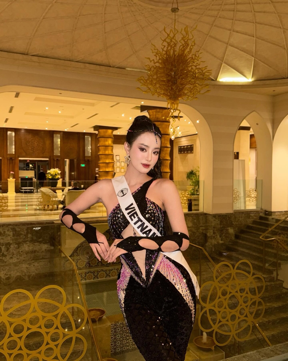 Bùi Khánh Linh Miss Intercontinental 2024 Á hậu 3 rực rỡ