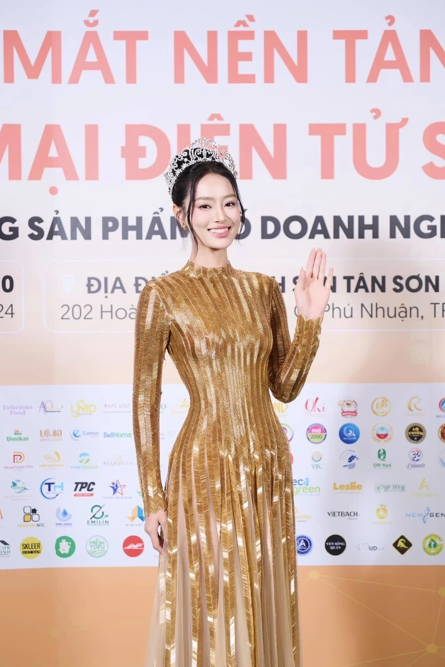Bùi Khánh Linh thi Miss Intercontinental 2024 thành công