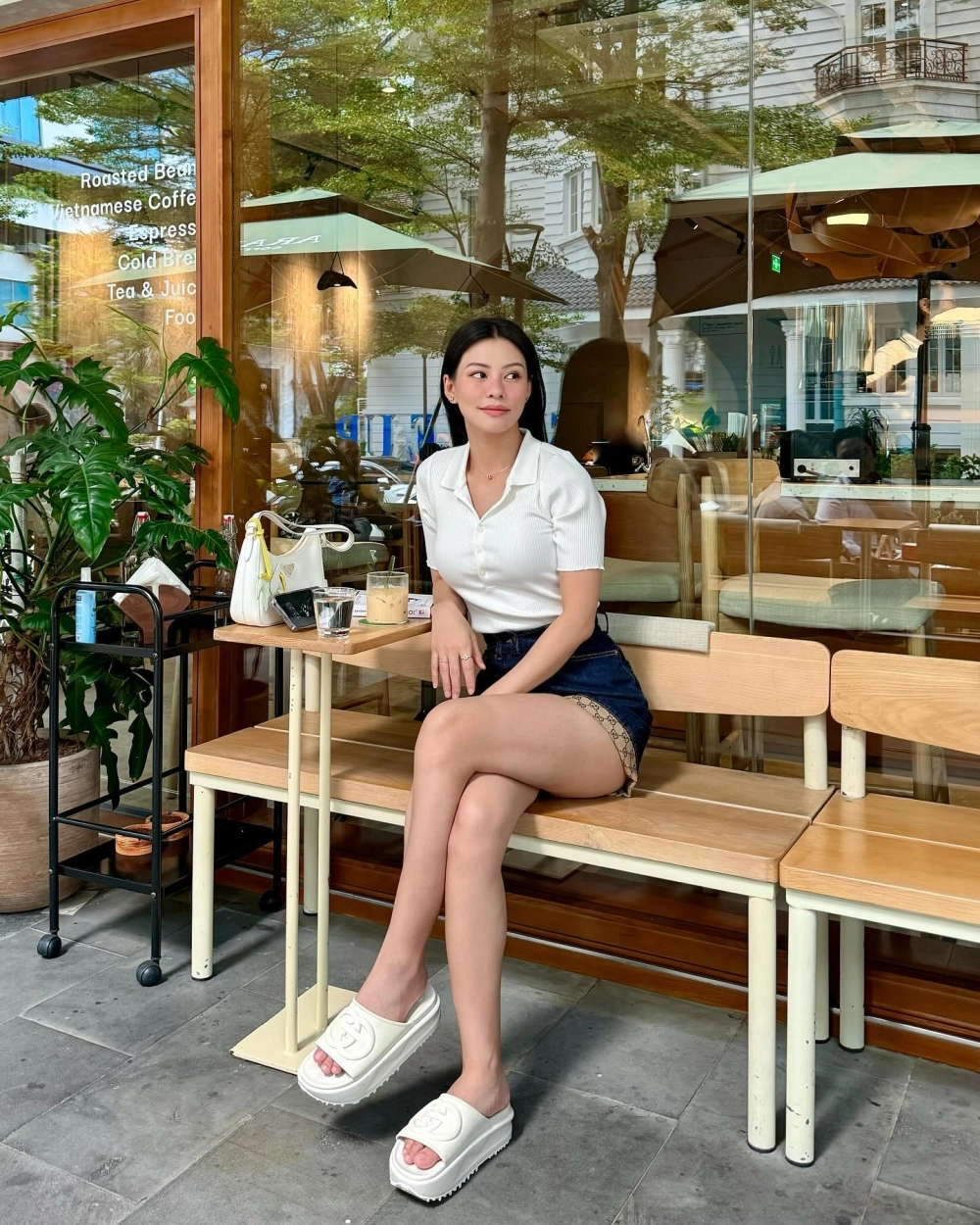 Sing My Song Bùi Lan Hương là một chương trình nổi bật giúp cô thể hiện tài năng âm nhạc