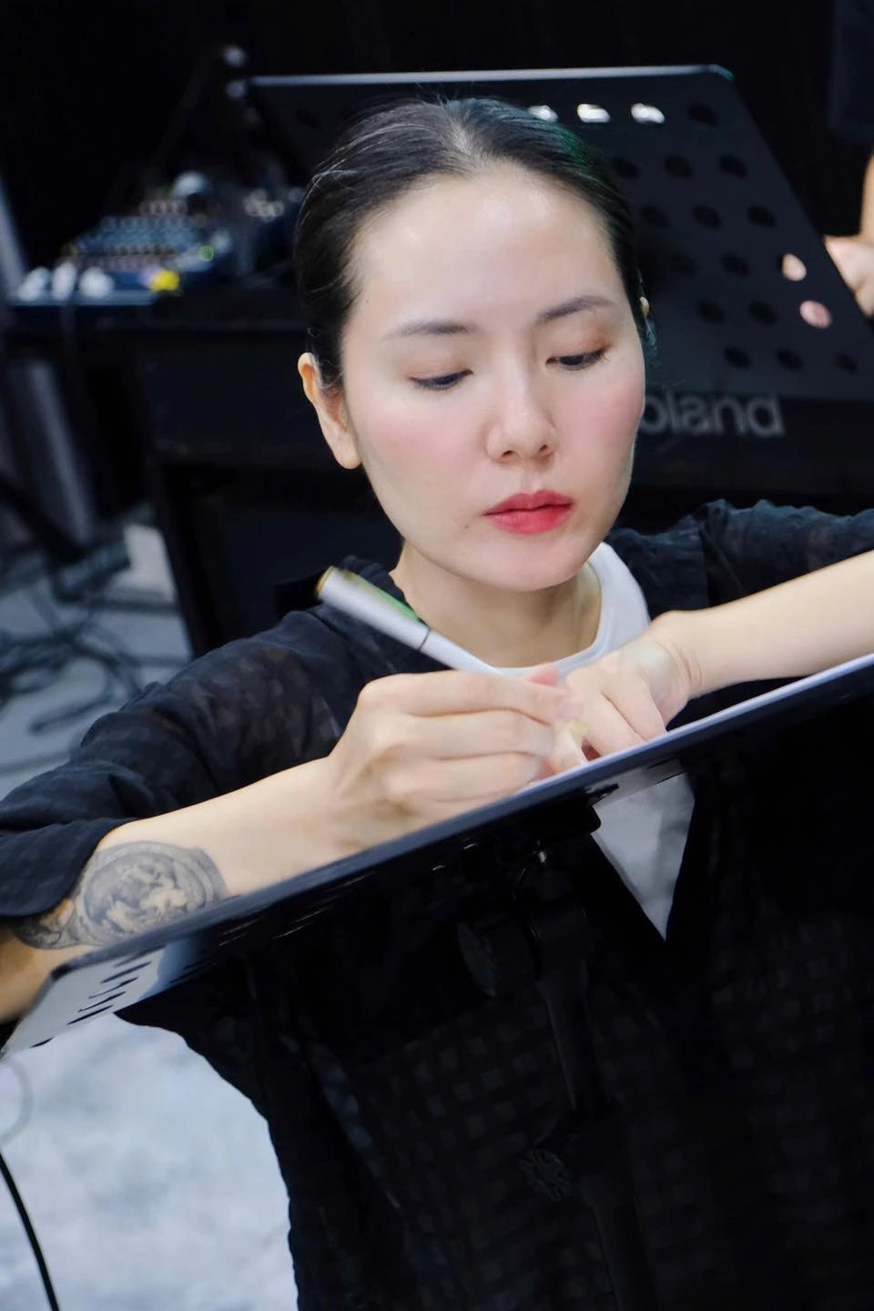 Ca sĩ Phương Linh cao vóc dáng thanh thoát
