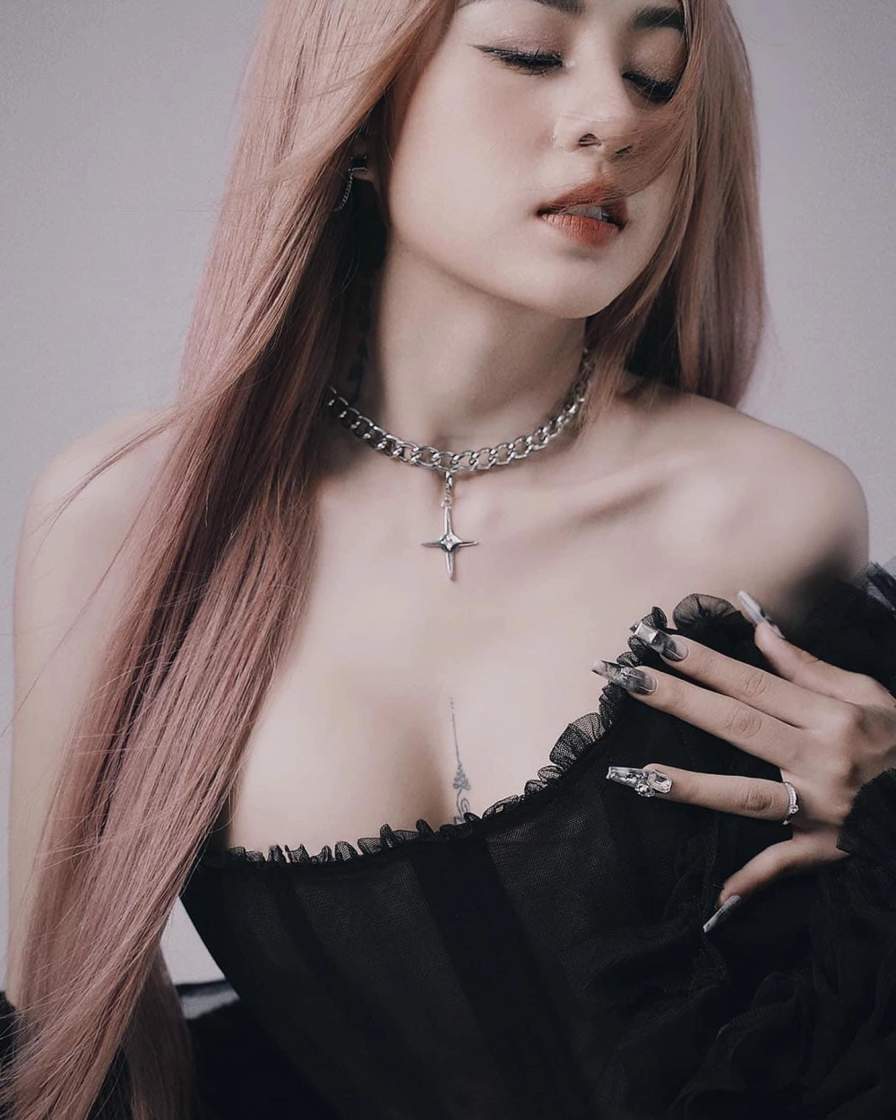 Tổng hợp các album Hana Cẩm Tiên được yêu thích nhất