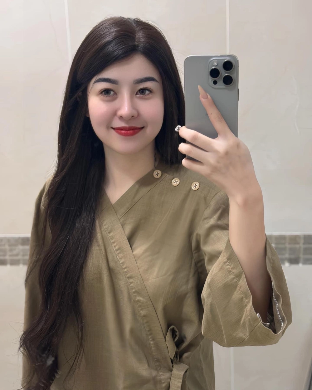 Giai điệu đáng yêu trong Hana Cẩm Tiên ơi anh gì ơi