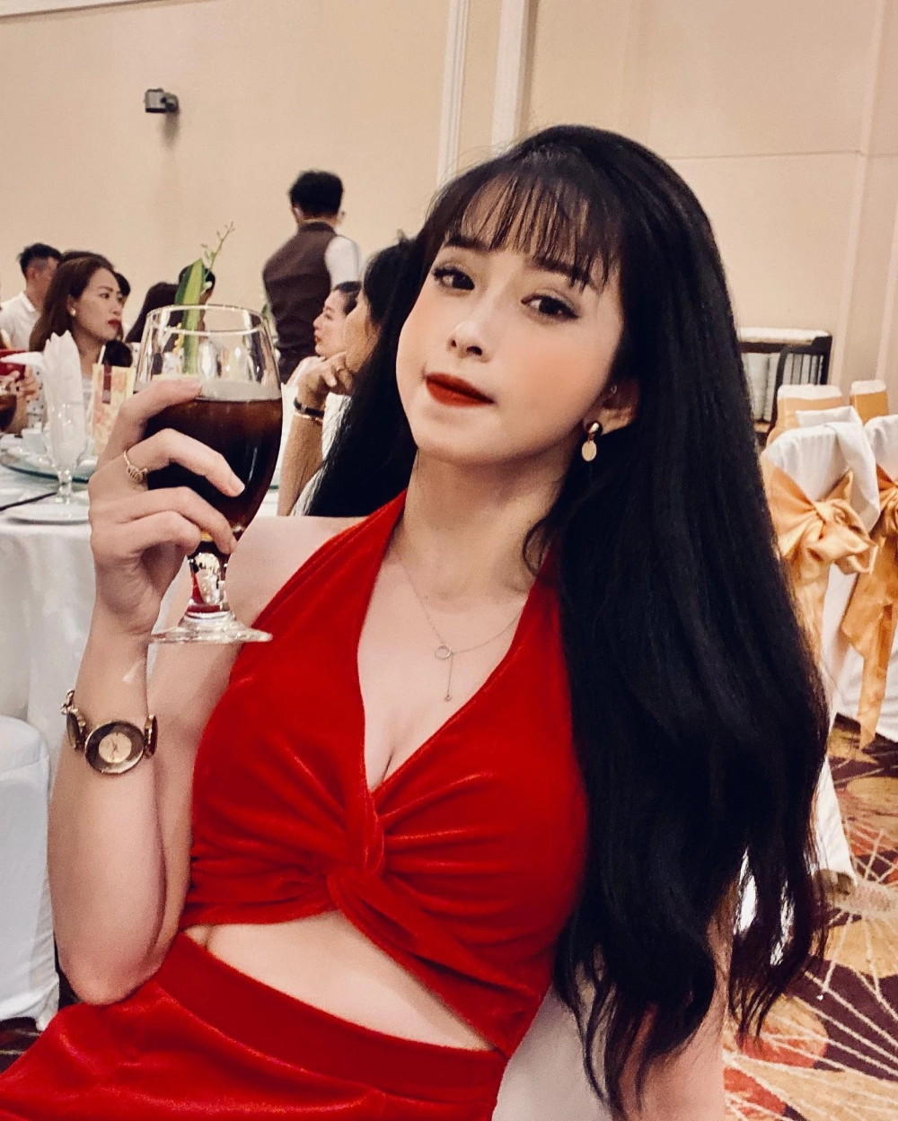 Châu tuyết vân người bí ẩn là những câu chuyện xoay quanh cô mà khán giả vẫn đang tò mò.