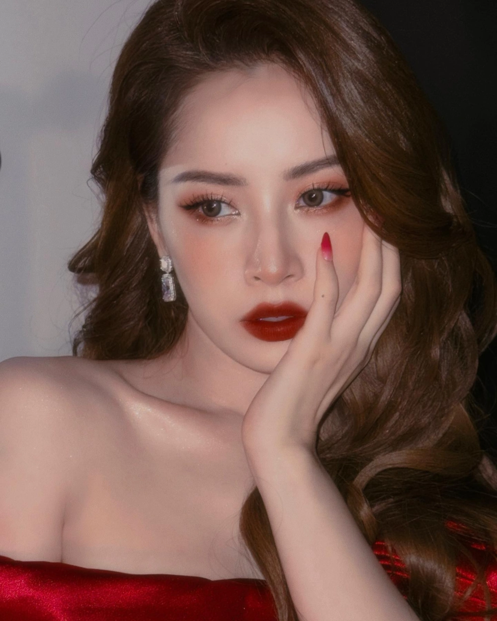 Chi Pu là gì? Cô là ca sĩ, diễn viên, người mẫu và influencer nổi bật trong giới trẻ