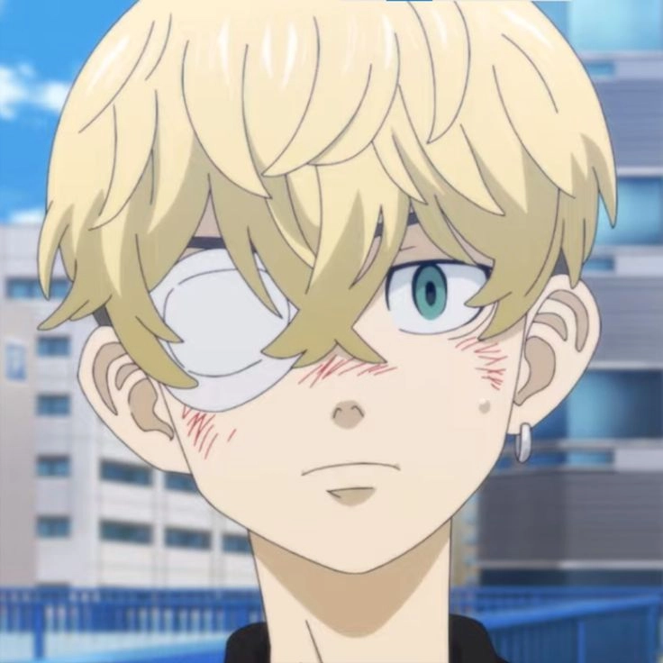 Chifuyu cute chinh phục trái tim mọi fan anime
