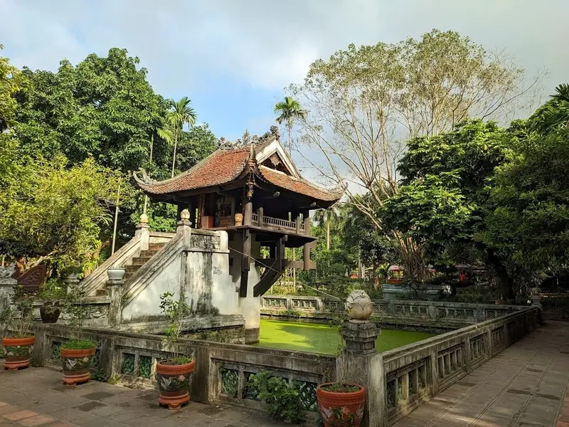 Câu chuyện ít người biết về lịch sử của chùa một cột