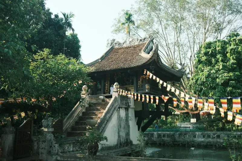 Trả lời nhanh câu hỏi chùa một cột xây năm nào