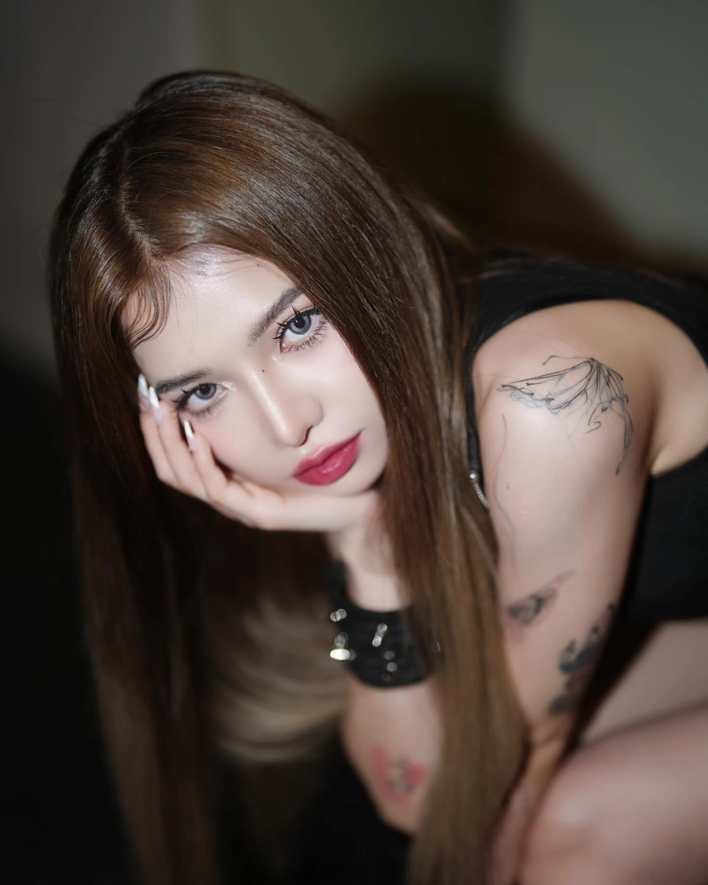 Ciin khoe vẻ đẹp cuốn hút trên TikTok