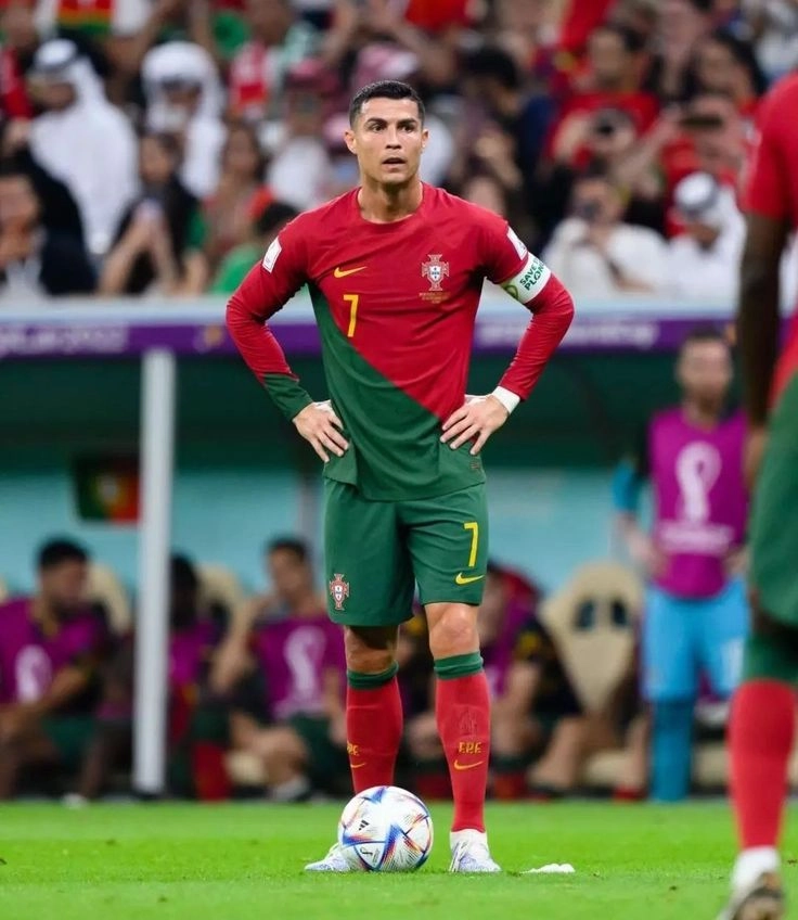 những trận đá bóng của ronaldo khó quên