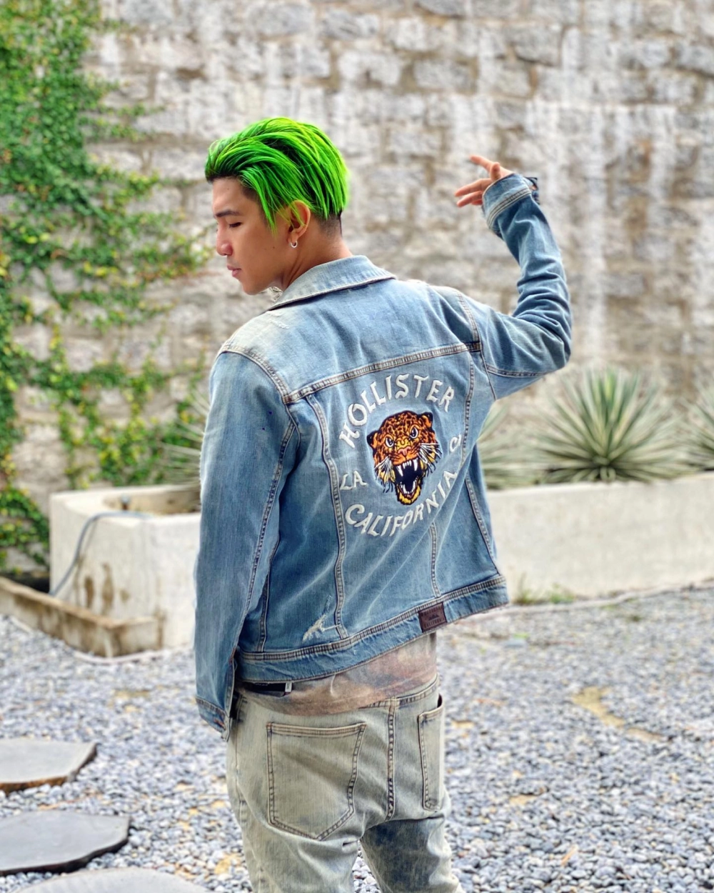 Cường Seven là ai nghệ sĩ đa năng từ Hà Nội đến Sài Gòn