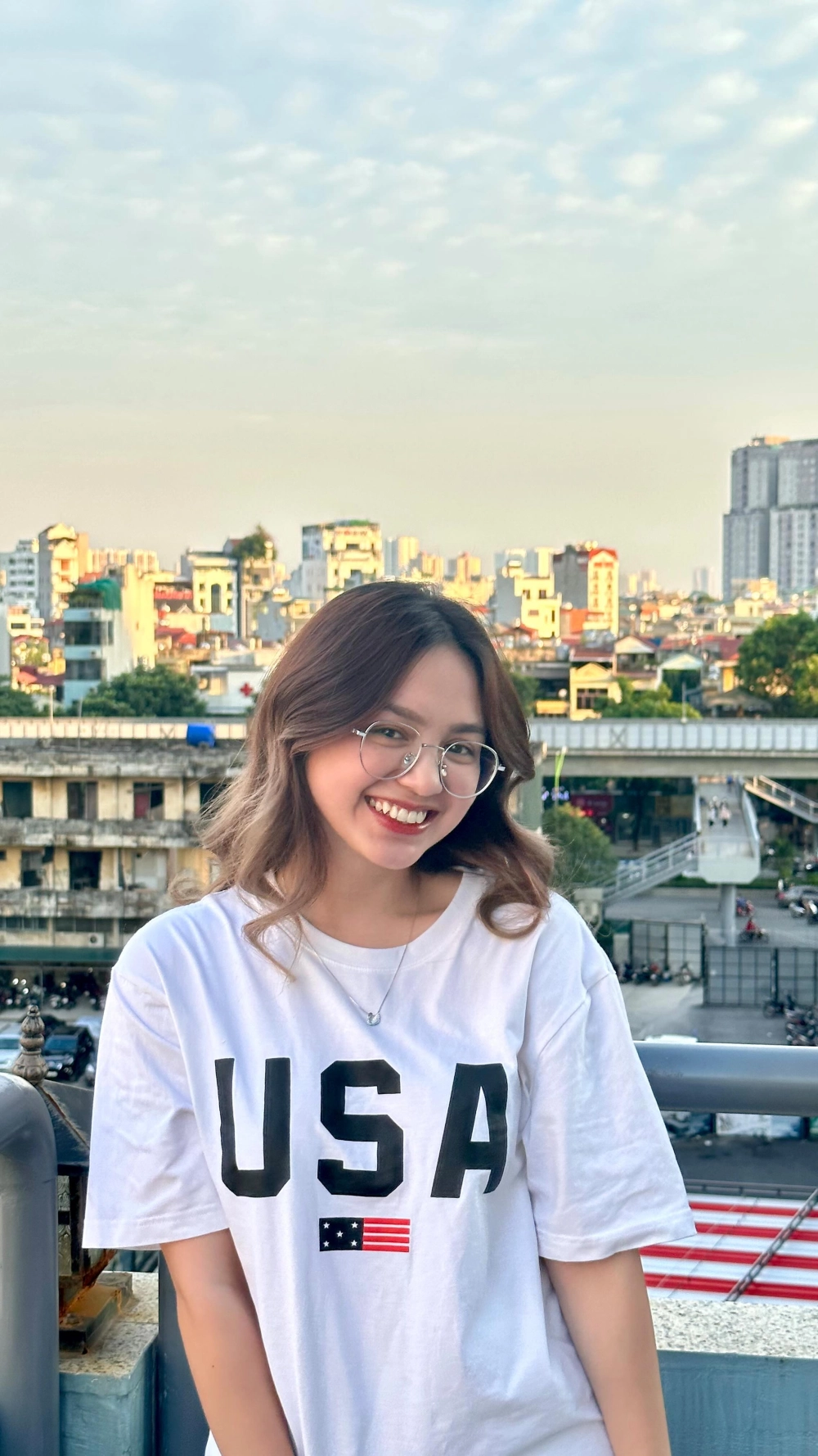 Đặng Thu Hà Schannel là ai hotgirl đa tài
