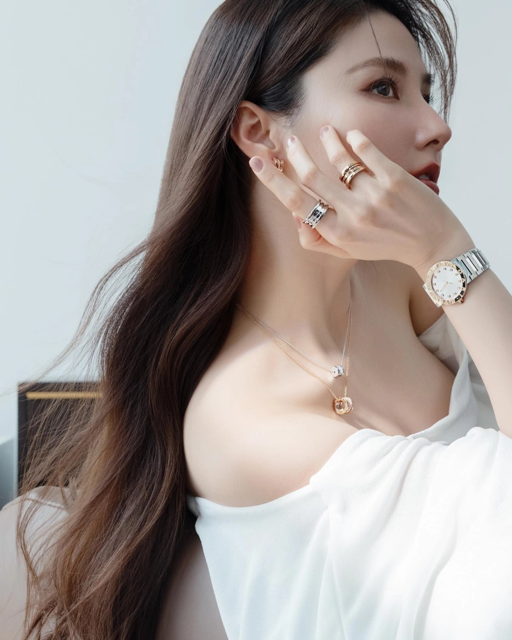 Tìm hiểu Diễm My tuổi và những câu chuyện thú vị về cô