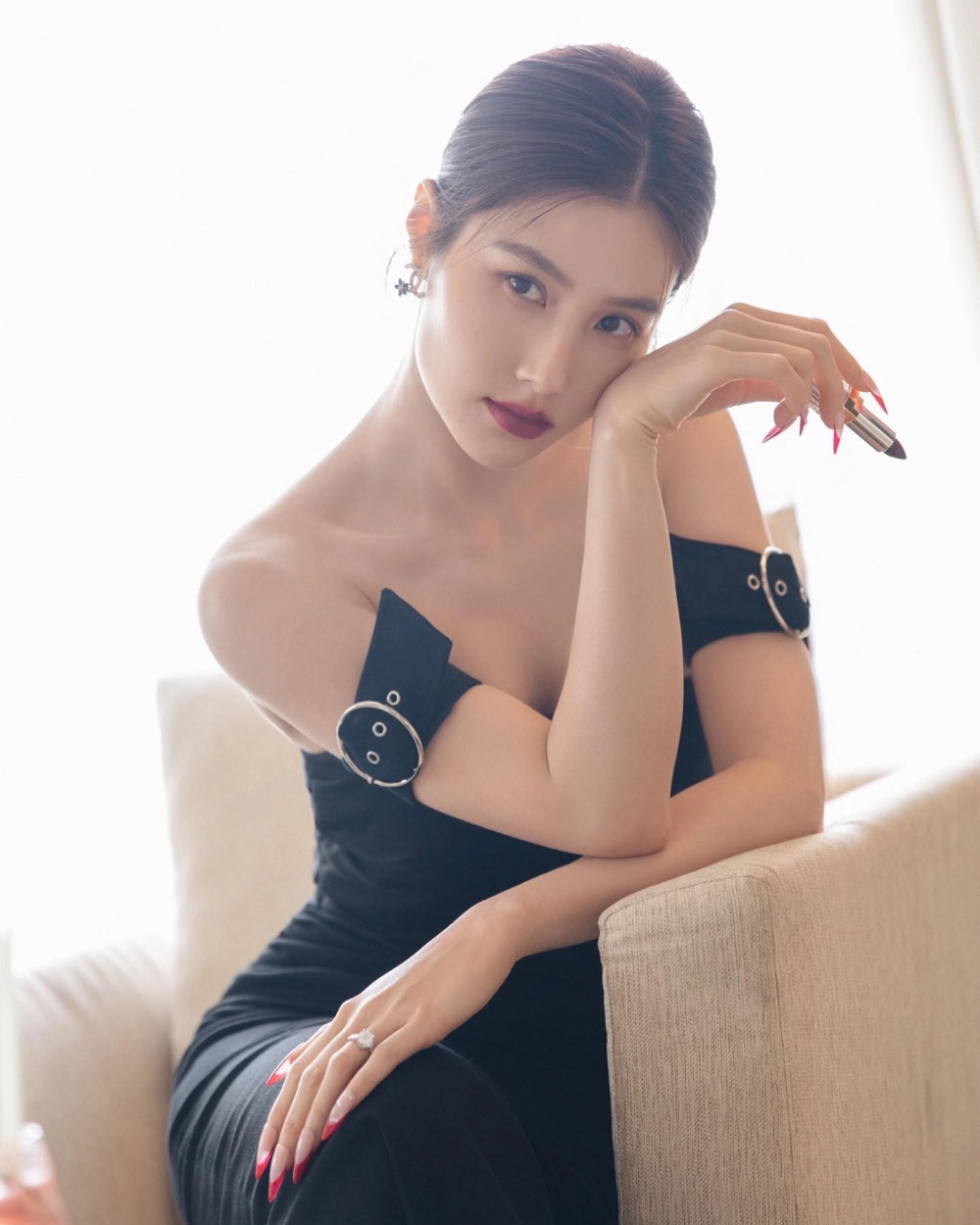 Vũ Phạm Diễm My và câu chuyện tình yêu đáng chú ý