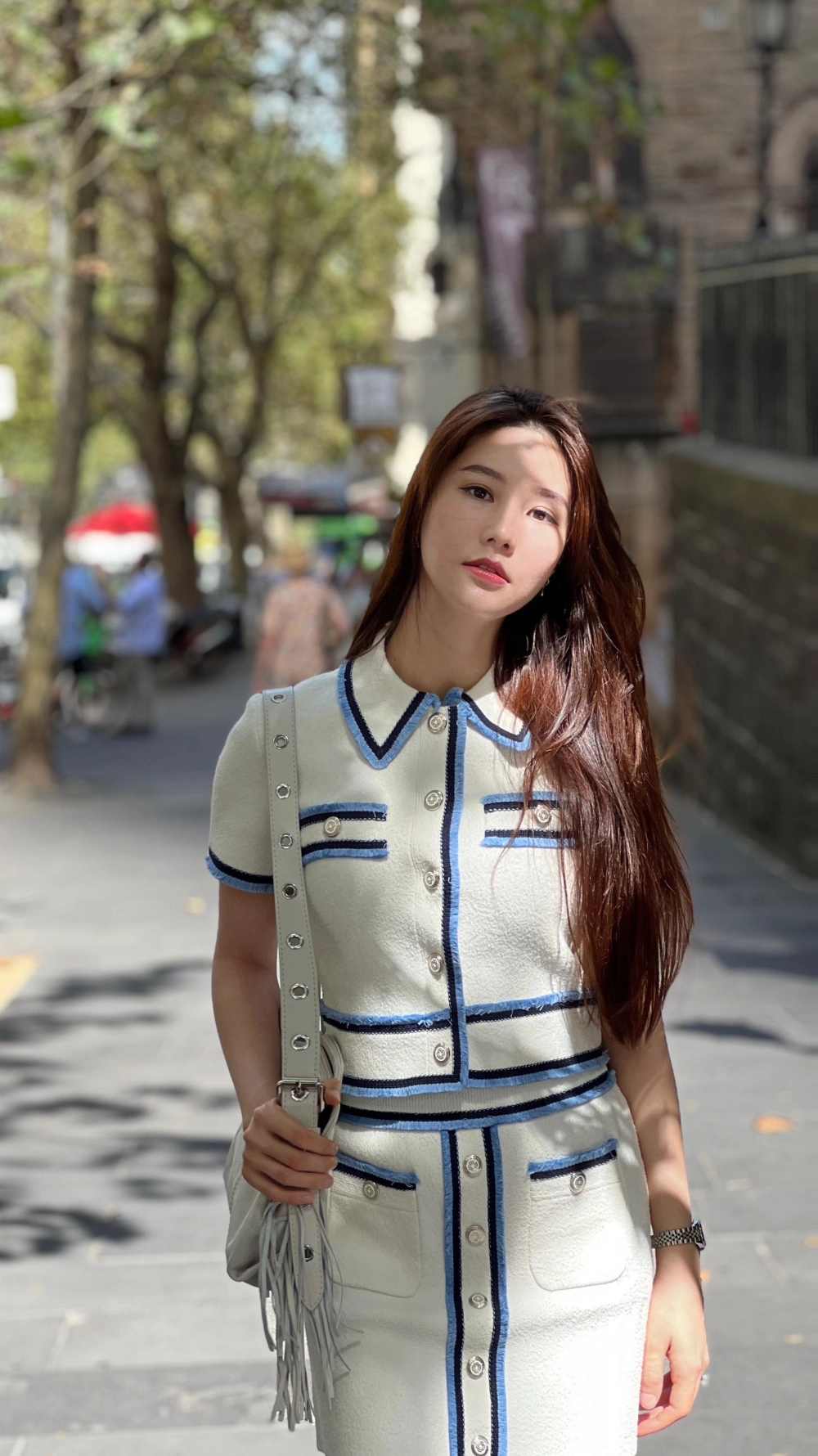Khám phá các hoạt động nghệ thuật của Diễm My SVM